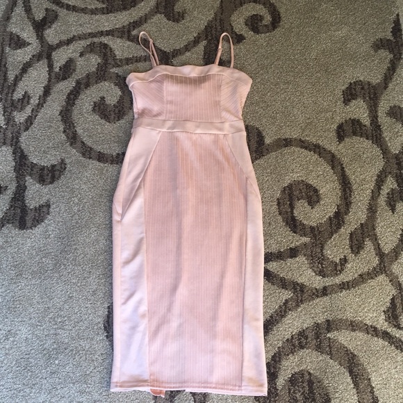 light pink bodycon midi dress